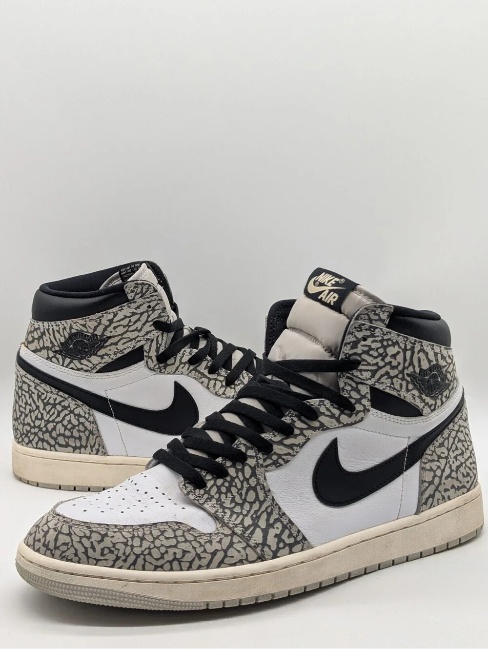 Air Jordan 1 Retro High OG White Cement Mens Size 13 DZ5485-052 Grey Black White